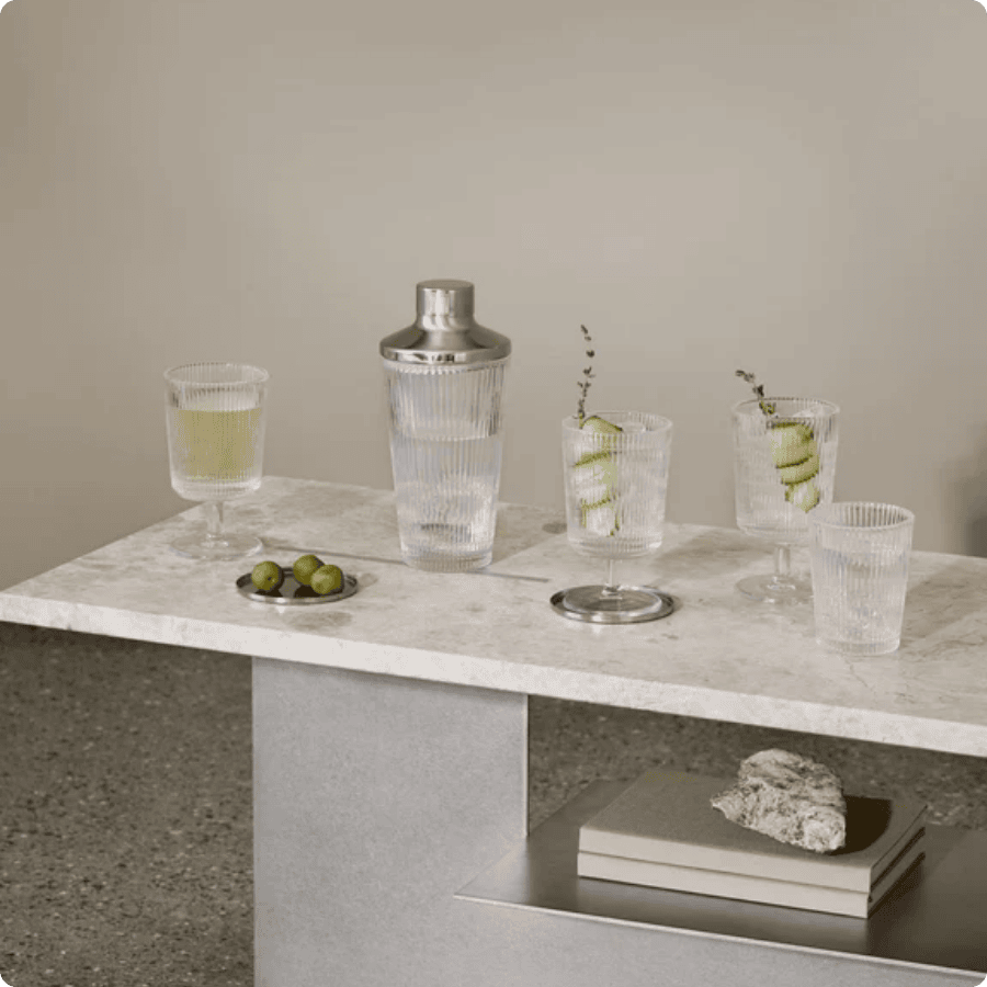 Pilastro cocktail shaker & 8 stk. long drink glas 0,3 l. (2 pakker a 4 stk.)